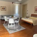 Demenna Apartamento La Rocca