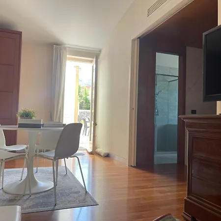 Apartamento Demenna La Rocca