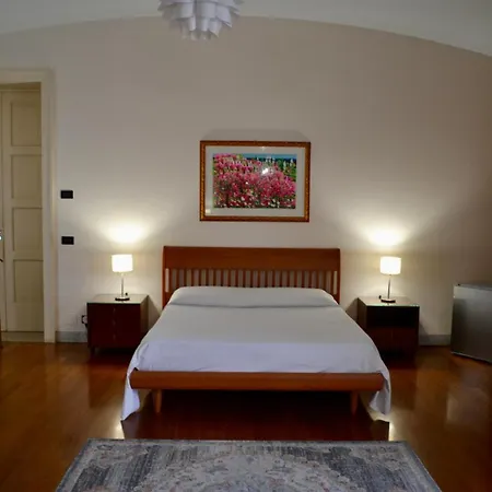 Demenna * ラ・ロッカ